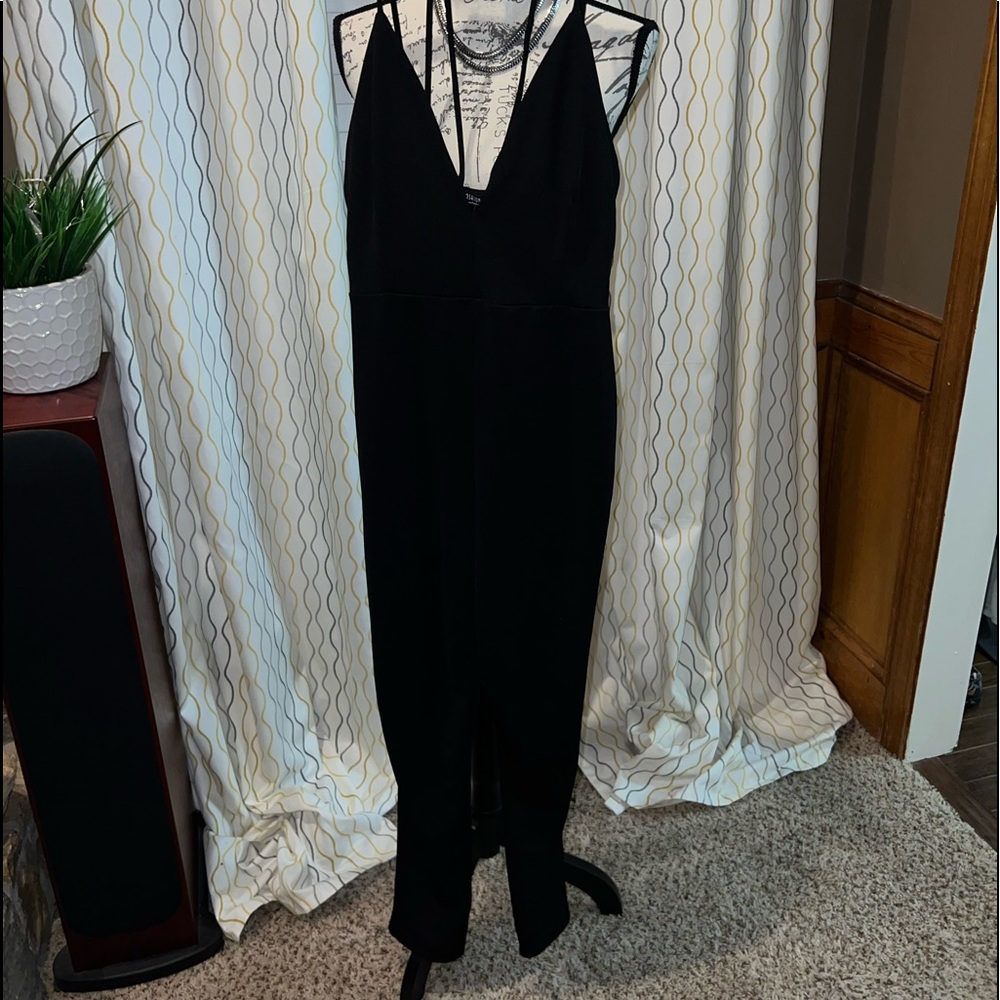 NWT Fashion Nova Coast to Coast Black Jumpsuit. 🖤